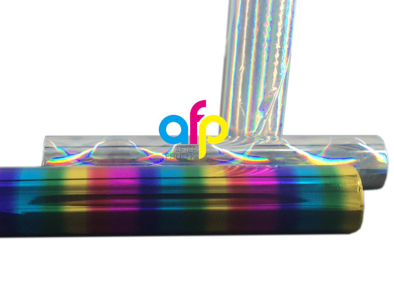 Aluminium d'estampillage chaud d'arc-en-ciel argenté avec le modèle olographe/laser