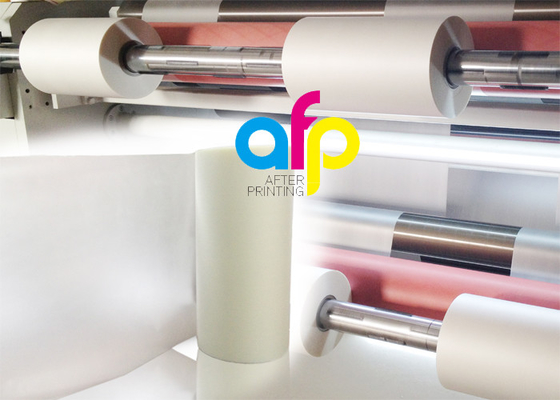 Film de stratification de polyester résistant d'éraflure pour le toucher doux de papier de stratification