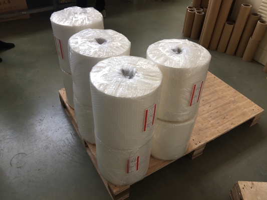 Film de laminage thermique BOPP de 25 microns avec technologie d'extrusion multiple