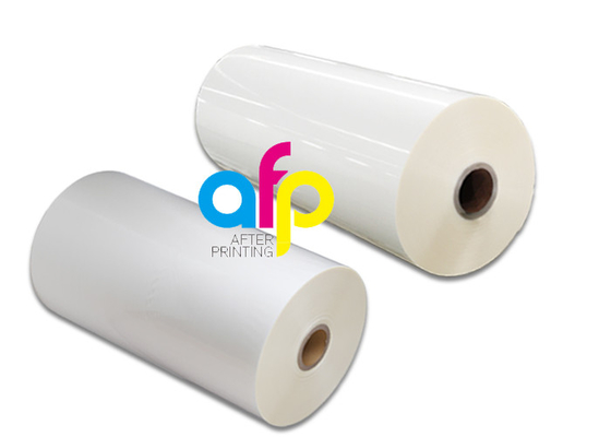 Feuille de plastique de stratification traitée par couronne