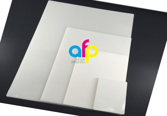 Le lamineur de plastique de photo de toucher doux couvre le film de stratification de poche