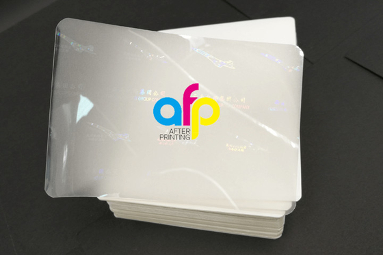 Film de stratification adapté aux besoins du client de Logo Brand Pet Holographic Pouch d'hologramme